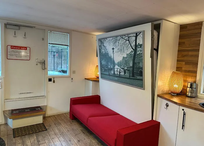 Botel Boat No Breakfast